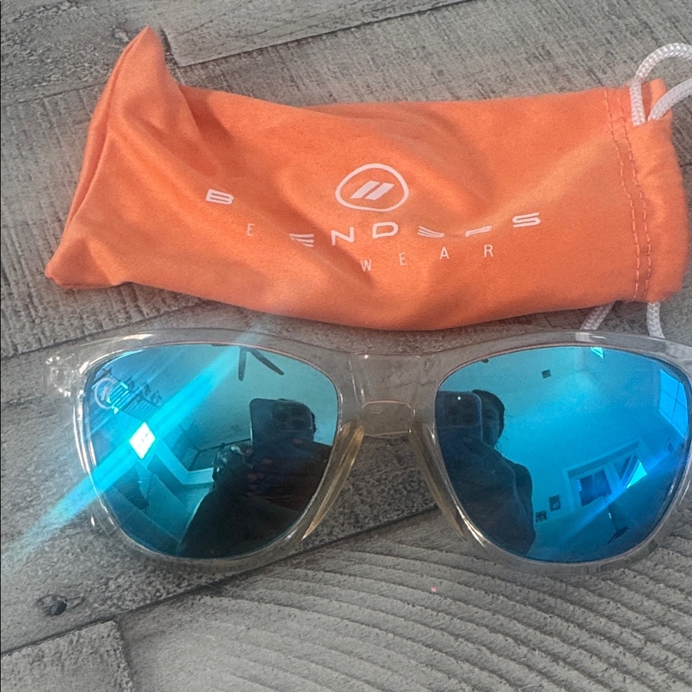 Bendetti Eyewear Blue Reflective Sunglasses